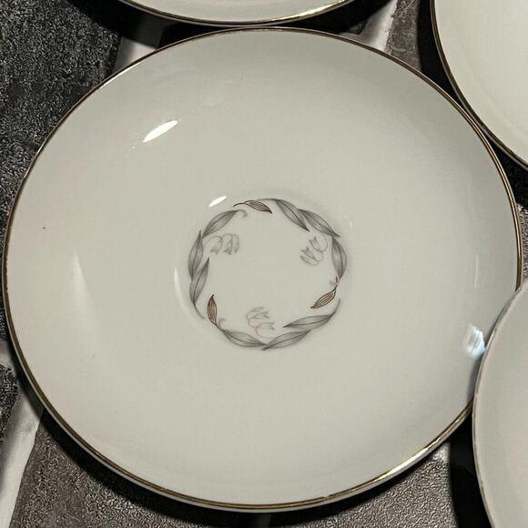 Three 3 Dessert Bread Plates Kaysons Fine China Japan Golden Fantasy 5 3/4” Wide - Picture 1 of 8